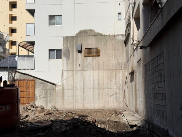 広島市で外壁補修・塗装工事をご検討の方へ、外壁補修・塗装工事事例を広島市に地域密着のクリーンハウス工業がご紹介します