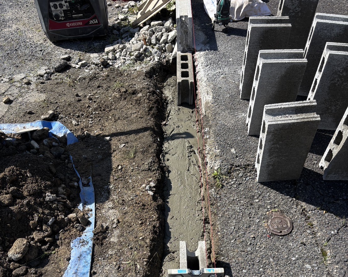 駐車場 境界ブロック補修工事