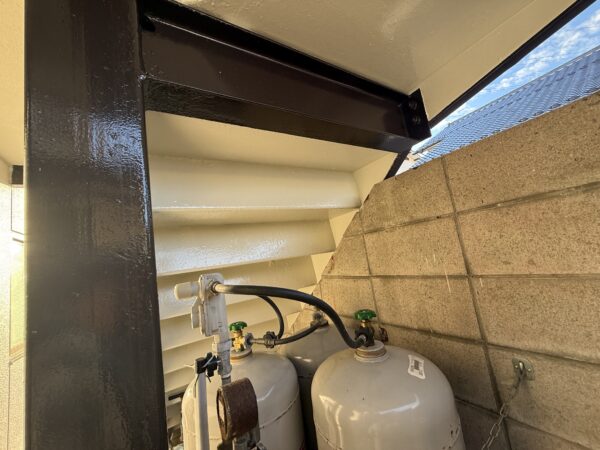 広島市で外部階段 改修工事をご検討の方へ、外部階段 改修工事事例を広島市に地域密着のクリーンハウス工業がご紹介します