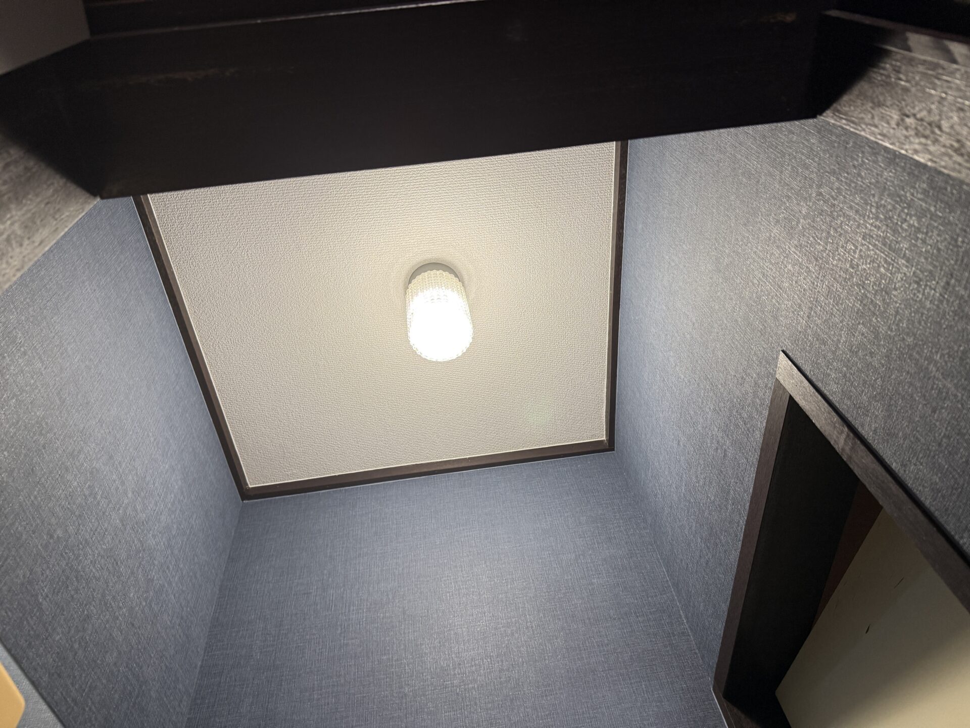 【ビル】表装工事