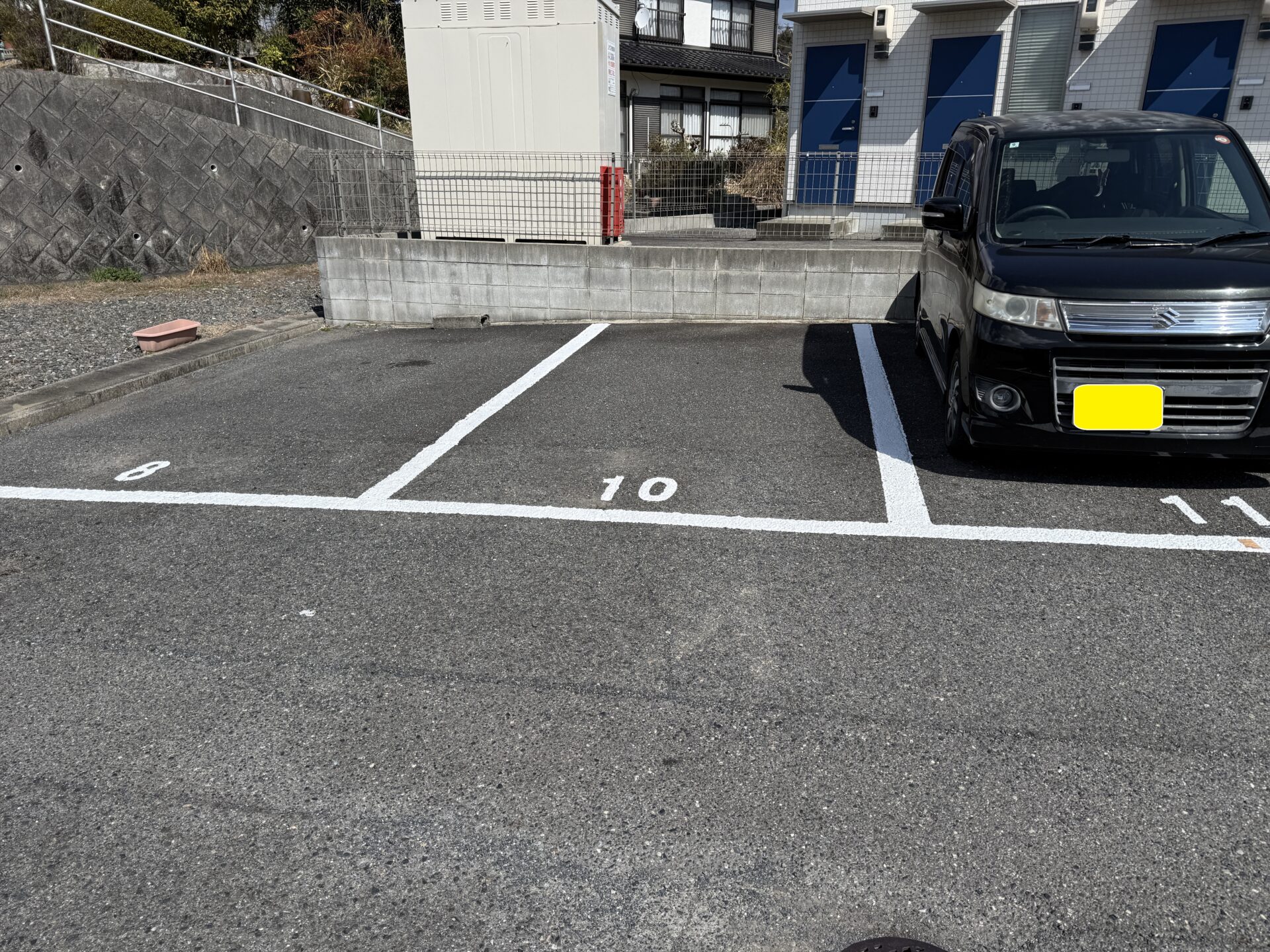 駐車場 ライン 及 番号入れ工事