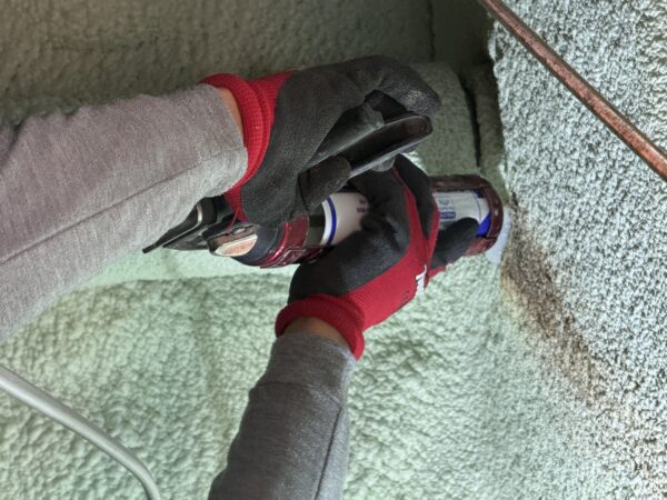 広島市で雨漏り・水漏れ工事をご検討の方へ、配管ドレン工事事例を広島市に地域密着のクリーンハウス工業がご紹介します