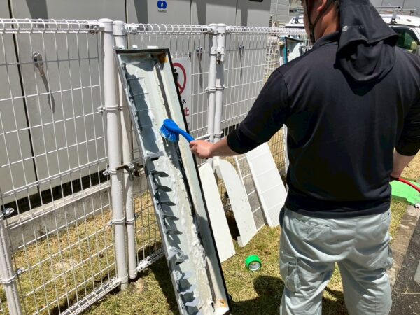 天吊りエアコン　エアコン　エアコン洗浄　エアコンクリーニング 広島市でエアコン洗浄をご検討の方へ、エアコン洗浄事例を広島市に地域密着のクリーンハウス工業がご紹介します