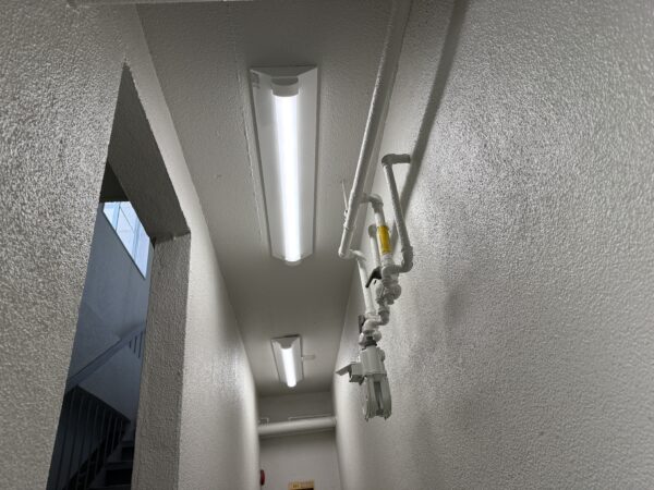 広島市で照明器具取替工事をご検討の方へ、照明器具取替工事事例を広島市に地域密着のクリーンハウス工業がご紹介します