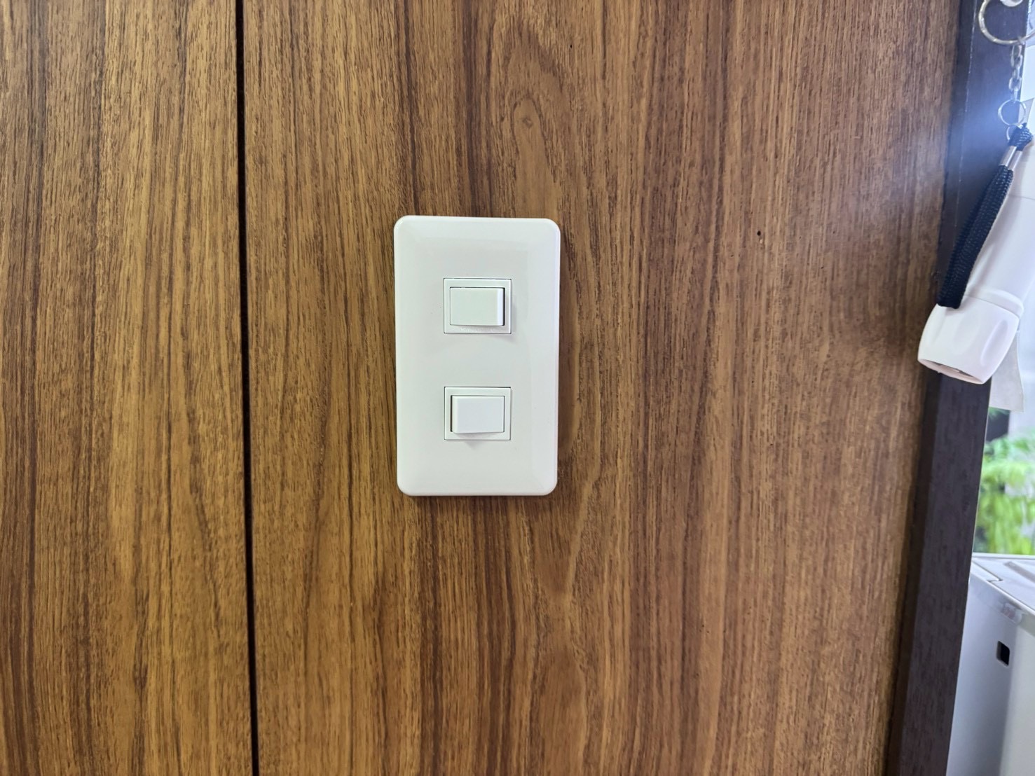 照明器具スイッチ取替え工事