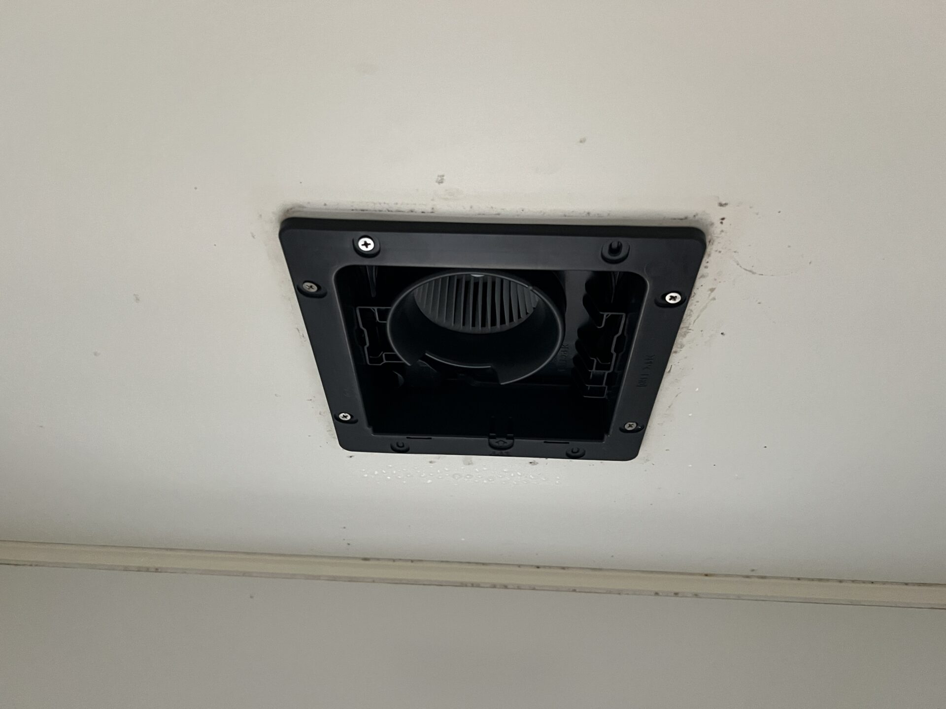 【換気扇】キッチン・浴室　換気扇 取替工事