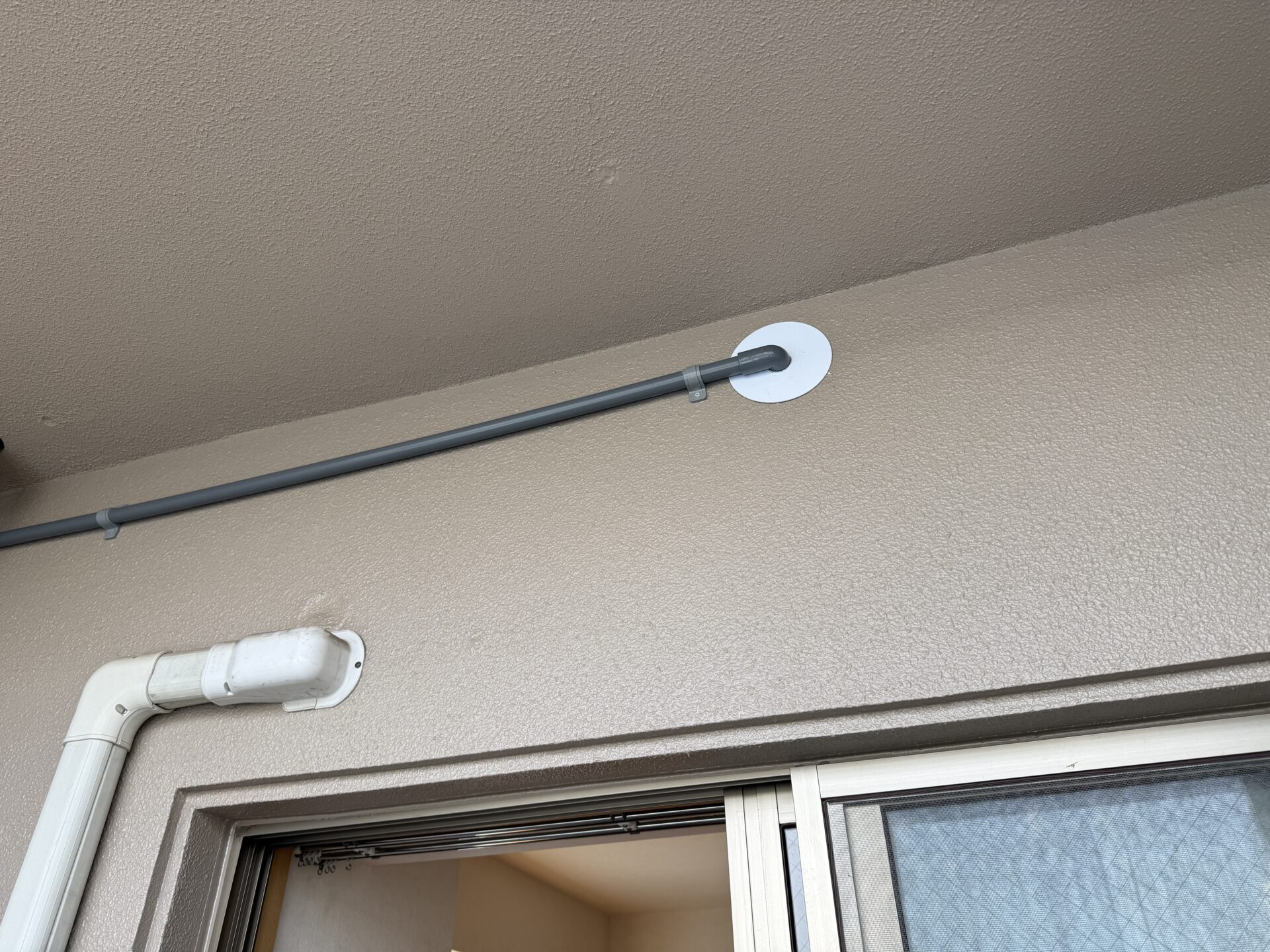 換気扇 配管ドレン工事