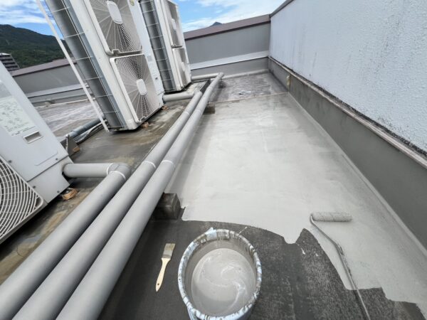 広島市で屋上防水工事をご検討の方へ、屋上工事事例を広島市に地域密着のクリーンハウス工業がご紹介します