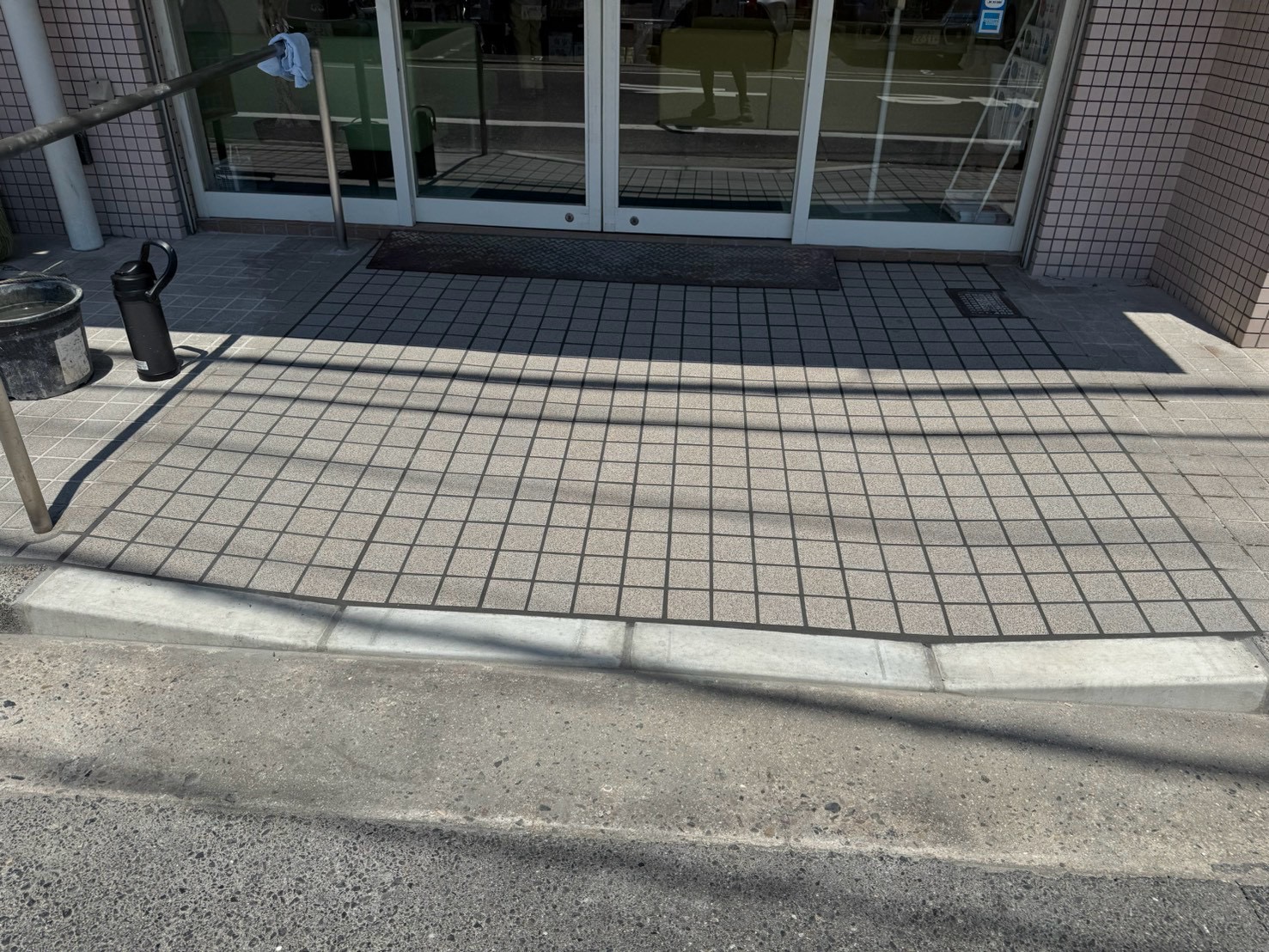 【店舗】入口 スロープ工事