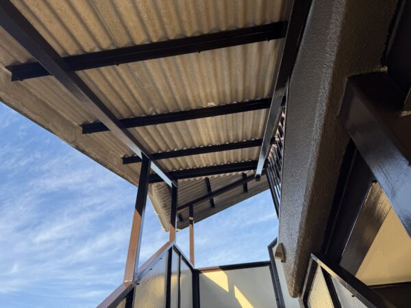 広島市で外部階段 改修工事をご検討の方へ、外部階段 改修工事事例を広島市に地域密着のクリーンハウス工業がご紹介します