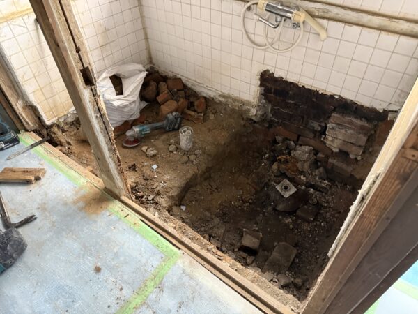 広島市でユニットバス取替 及 天井貼替工事をご検討の方へ、ユニットバス取替 及 天井貼替工事事例を広島市に地域密着のクリーンハウス工業がご紹介します