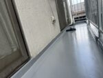 ガス給湯器取付工事 及 ベランダ防水工事