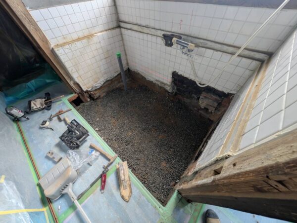 広島市でユニットバス取替 及 天井貼替工事をご検討の方へ、ユニットバス取替 及 天井貼替工事事例を広島市に地域密着のクリーンハウス工業がご紹介します