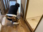 【マンション】退去修繕工事①（玄関・洗面所・トイレ）