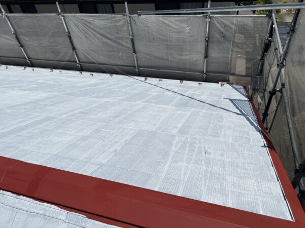 広島市で屋根塗装工事をご検討の方へ、屋根塗装工事事例を広島市に地域密着のクリーンハウス工業がご紹介します