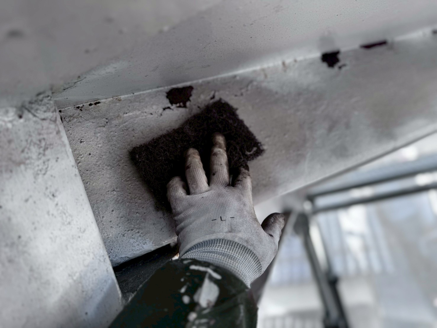 【外部階段】塗装改修工事 及  ベランダ手摺 塗装工事