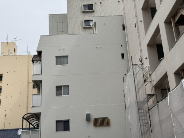 広島市で外壁補修・塗装工事をご検討の方へ、外壁補修・塗装工事事例を広島市に地域密着のクリーンハウス工業がご紹介します