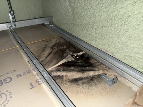 広島市で雨漏り・水漏れ工事をご検討の方へ、配管ドレン工事事例を広島市に地域密着のクリーンハウス工業がご紹介します