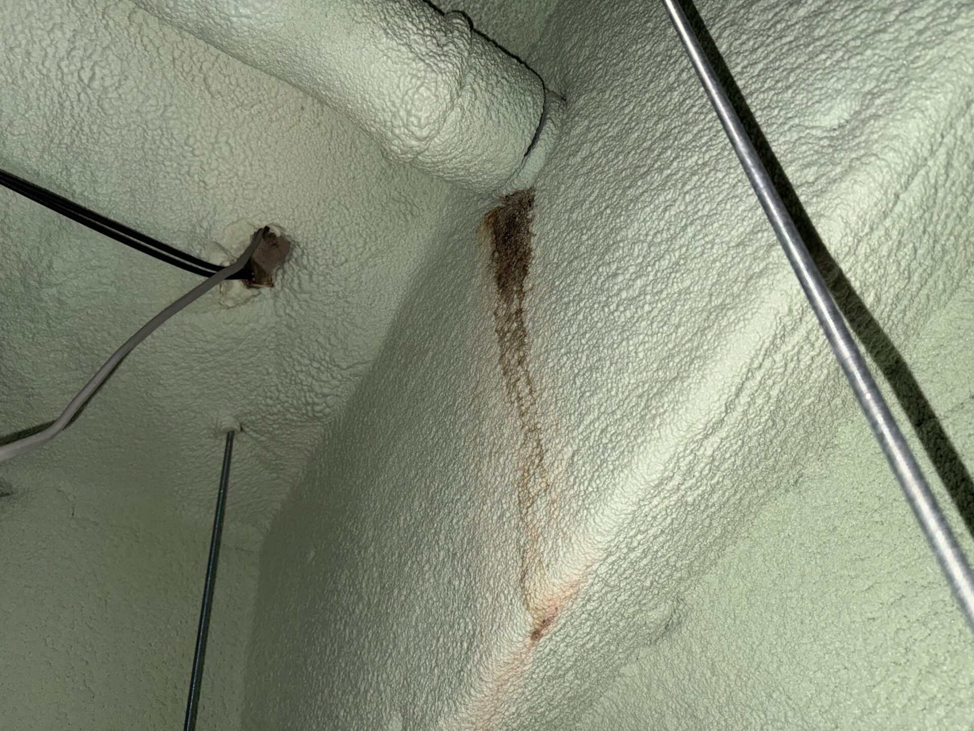 換気扇 配管ドレン工事