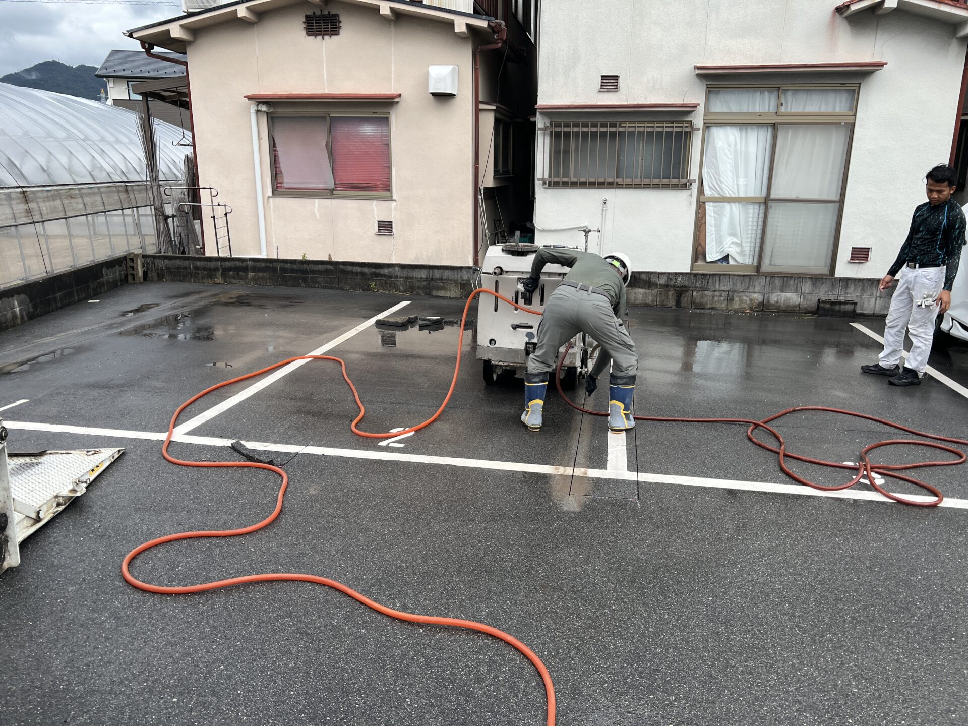【駐車場】ガレージ新設工事