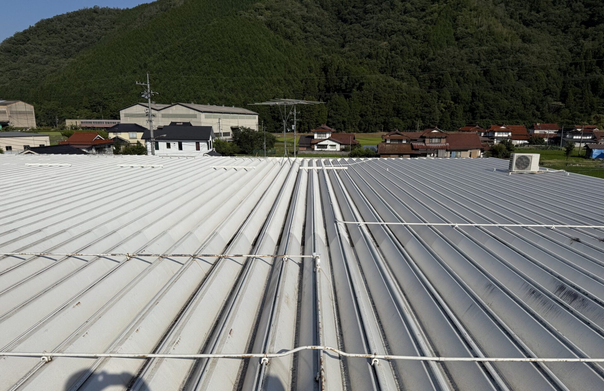 【工場】屋根 雨漏り補修工事