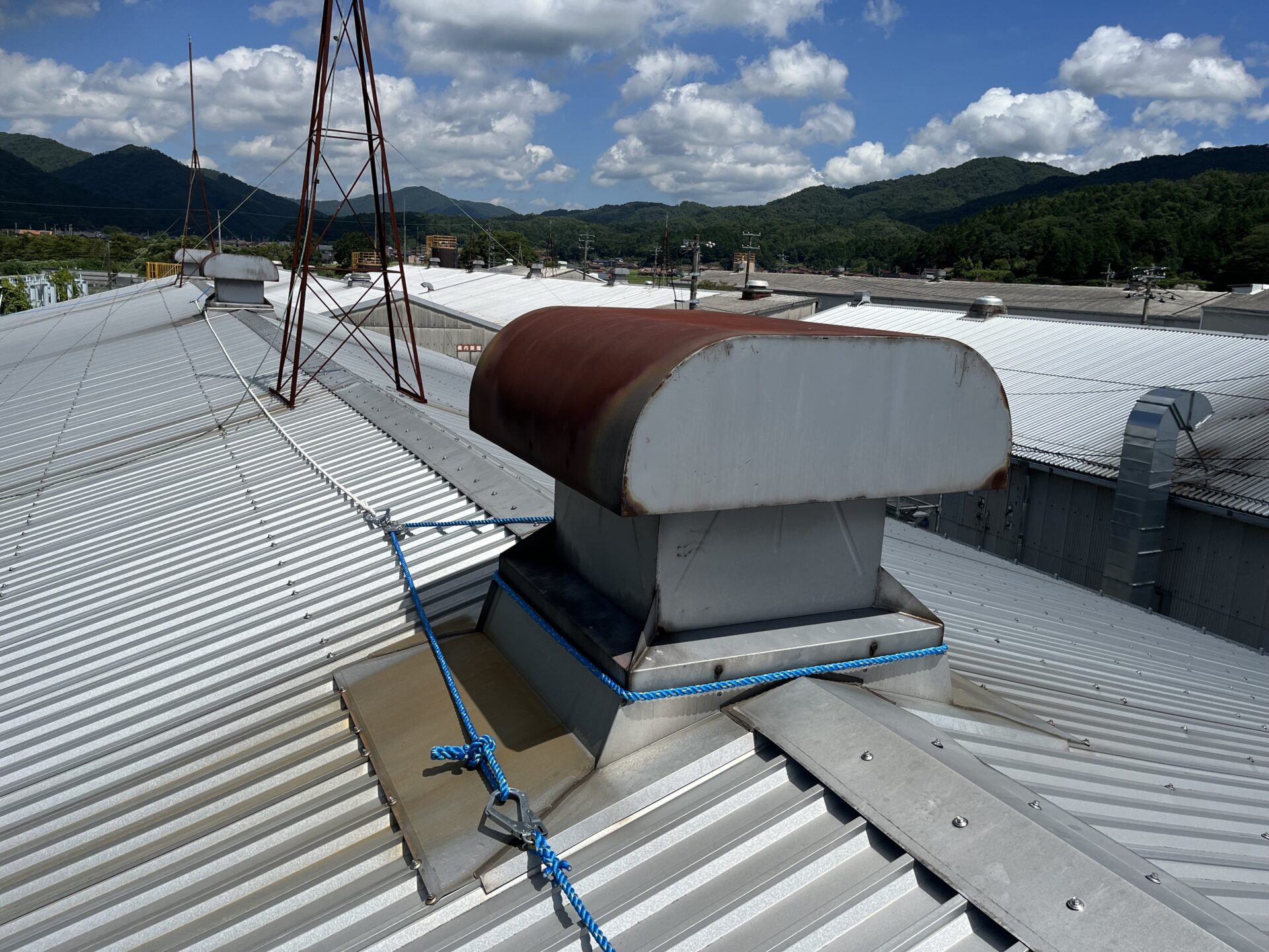 【工場】ルーフファン取替工事（山県郡北広島町壬生）