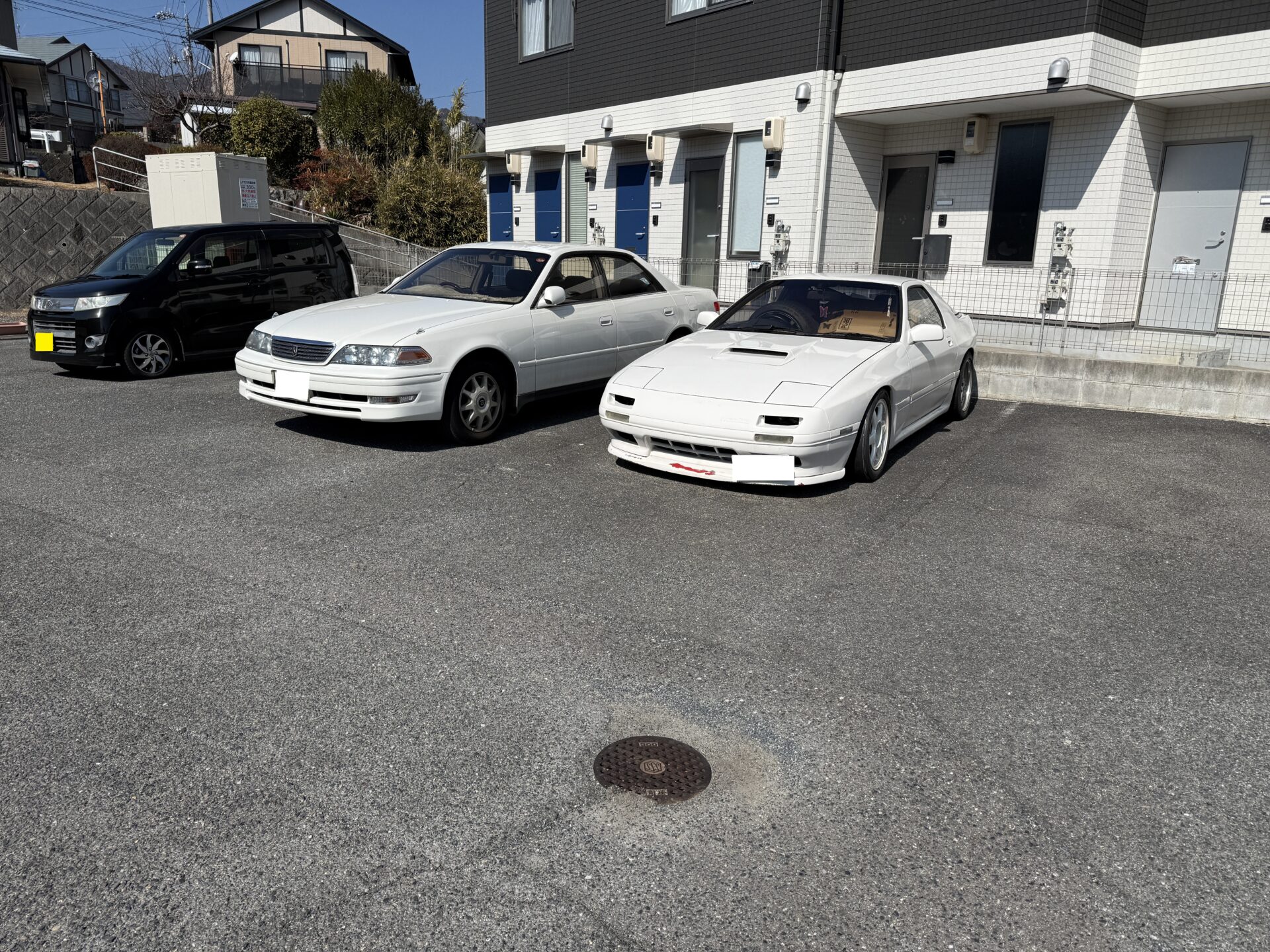 駐車場 ライン 及 番号入れ工事